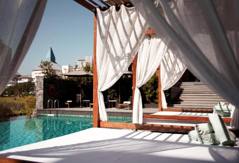 Курорт Brique Hotel Chiangmai