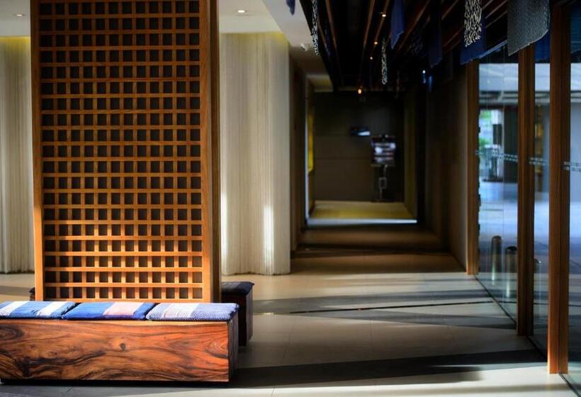 Курорт Brique Hotel Chiangmai