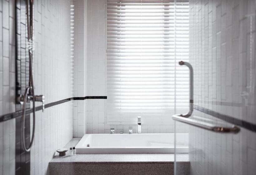 Курорт Brique Hotel Chiangmai