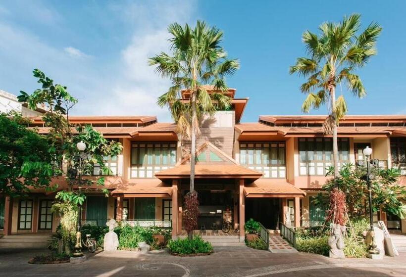 منتجع Chuchaiburi Sri Amphawa