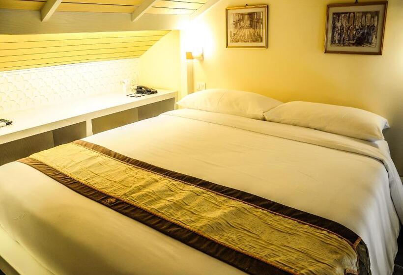 منتجع Chuchaiburi Sri Amphawa