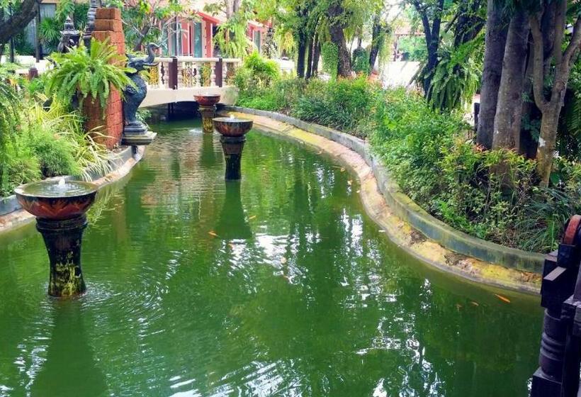 منتجع Chuchaiburi Sri Amphawa