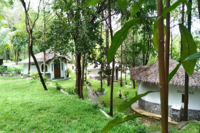 리조트 Flower Power Farm Village