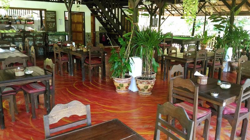 리조트 Flower Power Farm Village