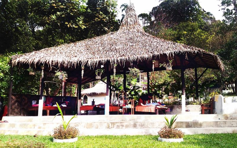 리조트 Flower Power Farm Village