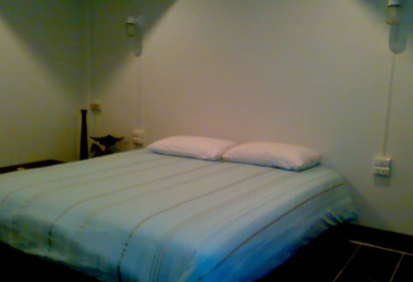 旅馆 Moon House At Clock Tower