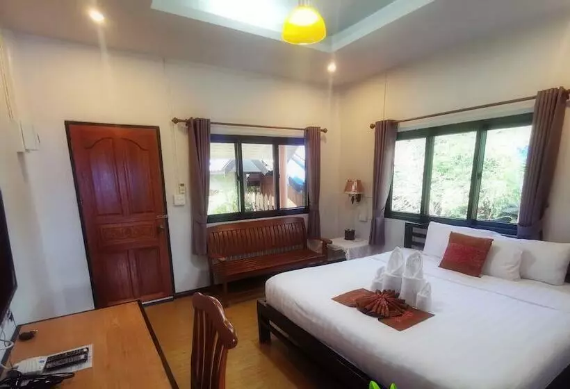 هتل Banphumontalang Resort