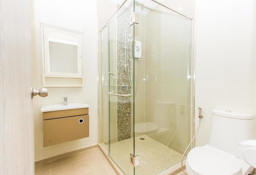 هتل Dlux Condominium Chalong Phuket