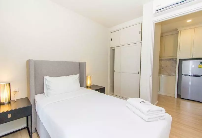 ホテル Dlux Condominium Chalong Phuket