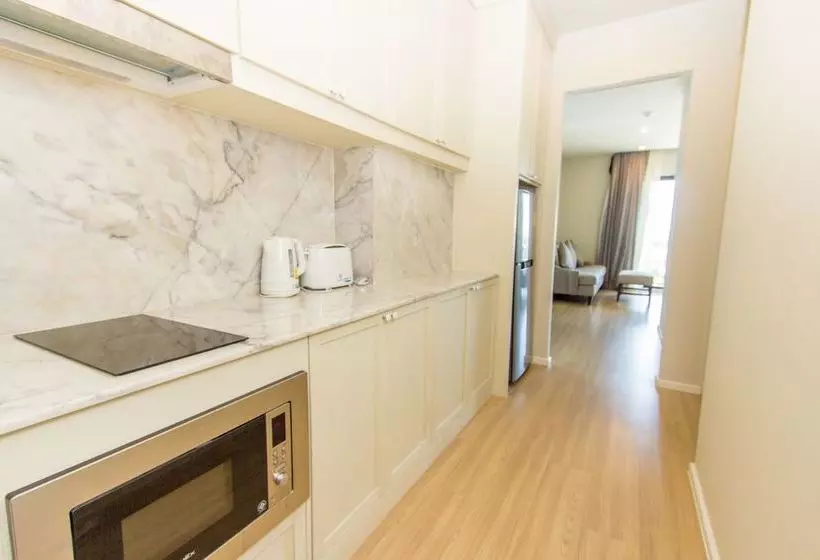 ホテル Dlux Condominium Chalong Phuket