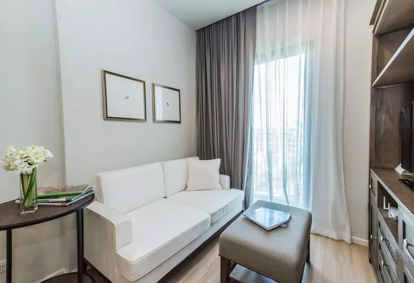 ホテル Dlux Condominium Chalong Phuket