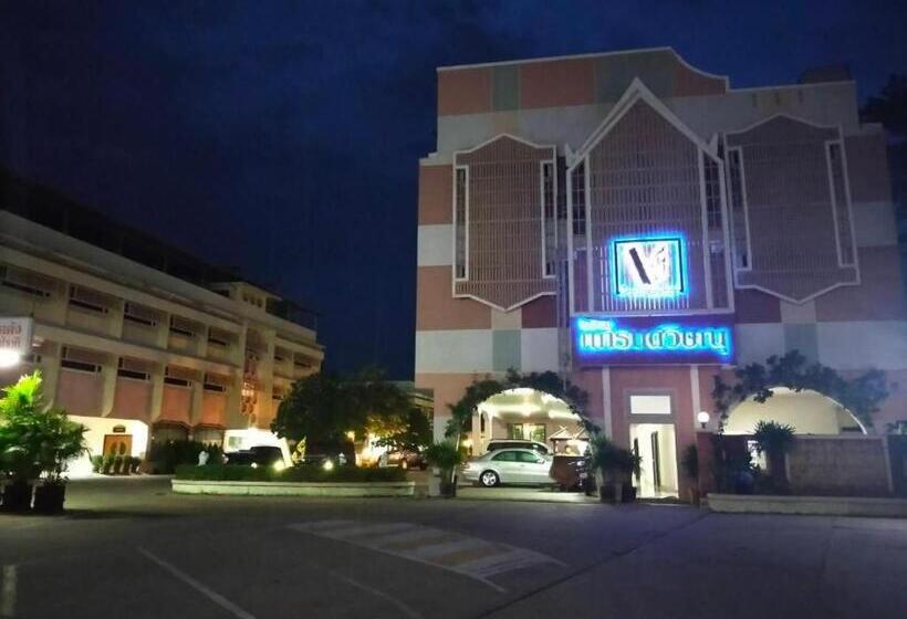 Отель Grand Vissanu