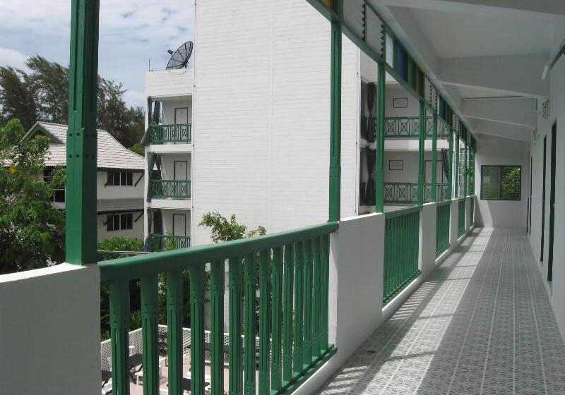 هتل Makmai Villa Rayong