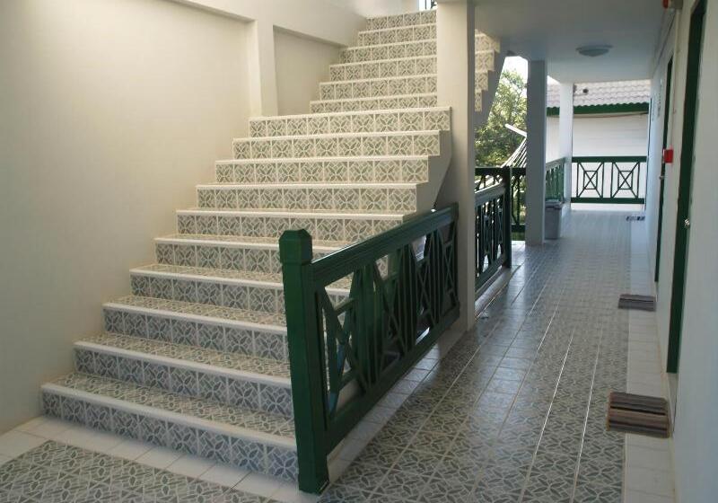 هتل Makmai Villa Rayong