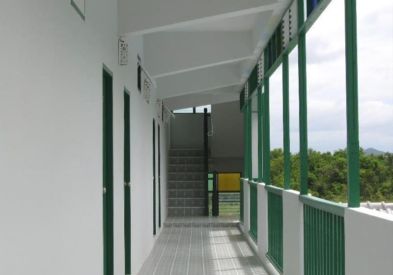 هتل Makmai Villa Rayong