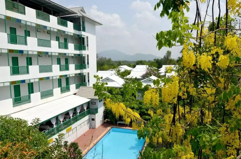 هتل Makmai Villa Rayong