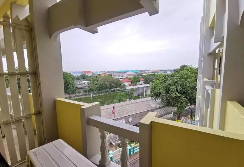 هتل Metro Residence