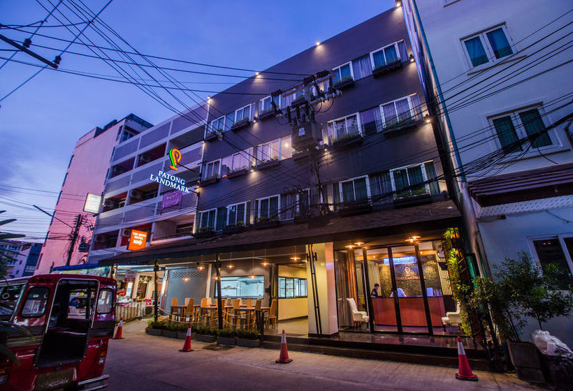 בית מלון כפרי The Landmark Patong