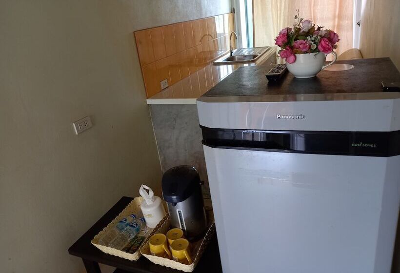 فندق Santipran Place