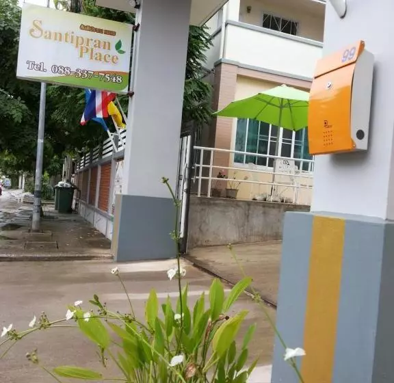 هتل Santipran Place
