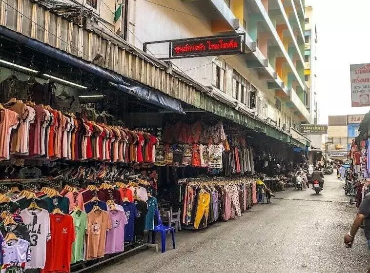 هتل Thai