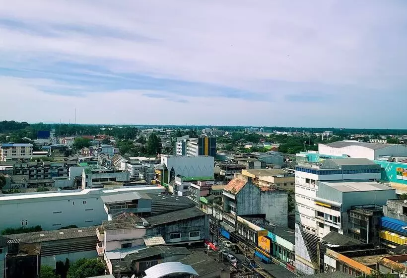 هتل Thai