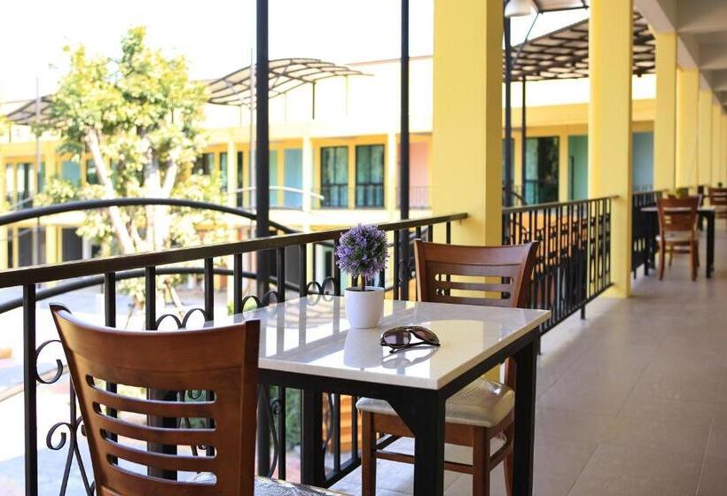 Otel The Room At Maesai