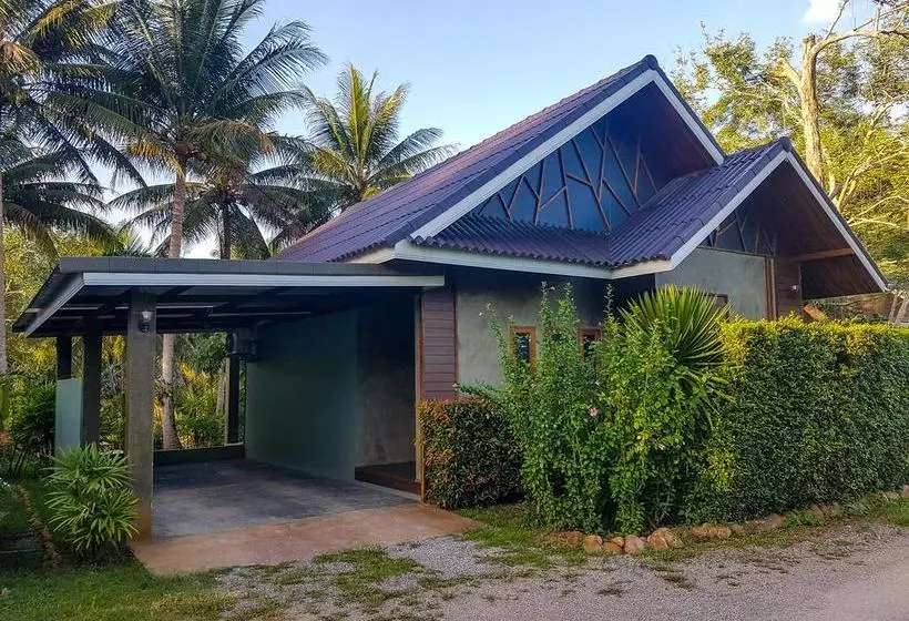 هتل Villa Varich
