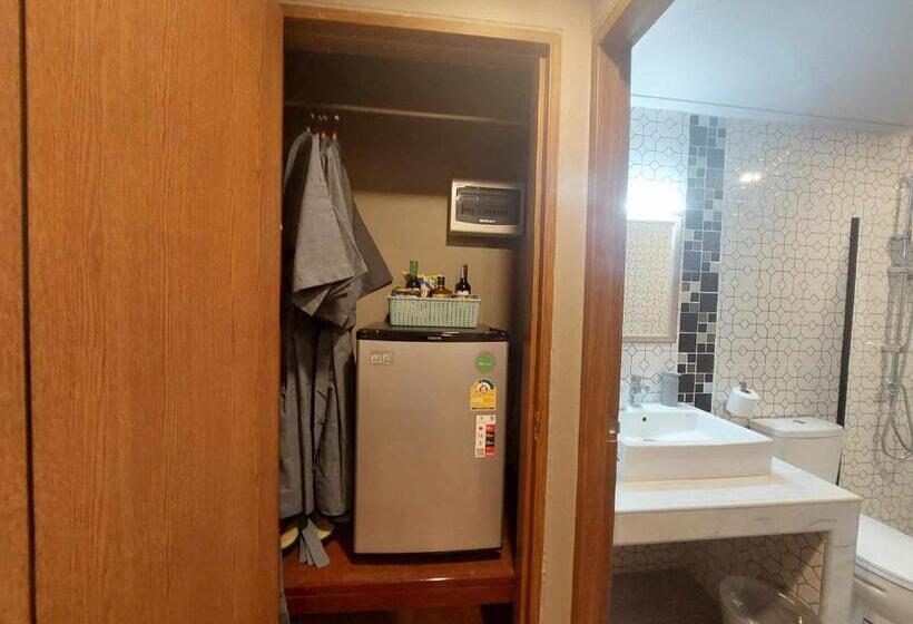 Khong Chiam Orchid Riverside Resort