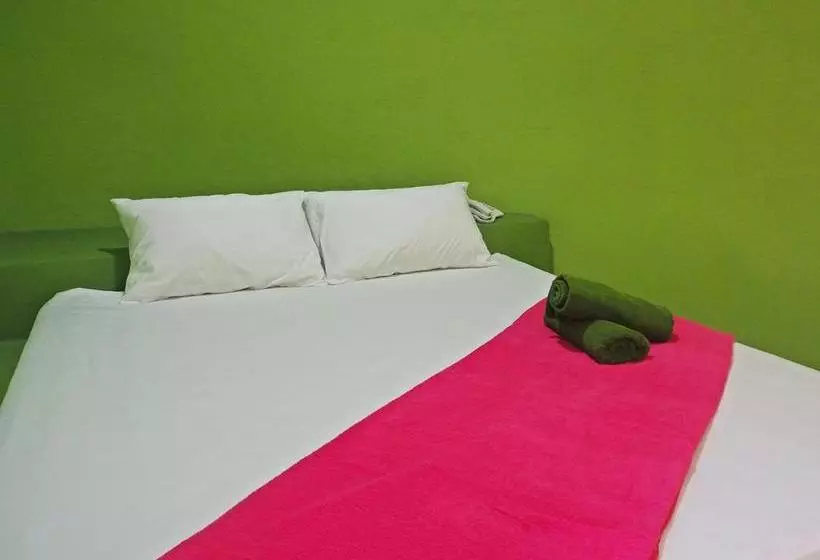 Motelli Fruit House Pattaya