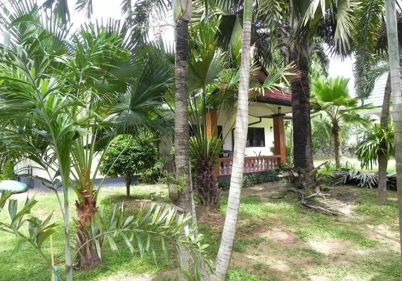Naya Bungalow