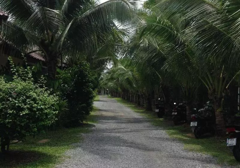 Naya Bungalow