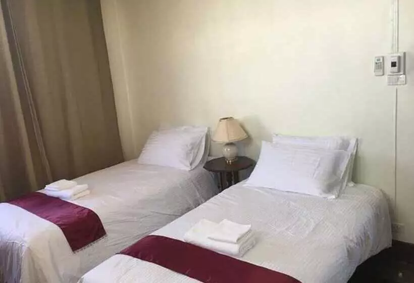 Pancake House B&b
