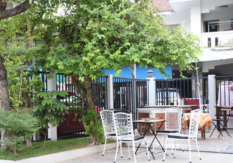 پانسیون The Ghee House