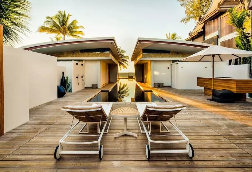 リゾートホテル Iniala Beach House