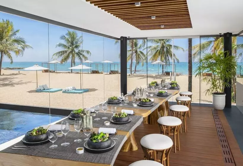 リゾートホテル Iniala Beach House