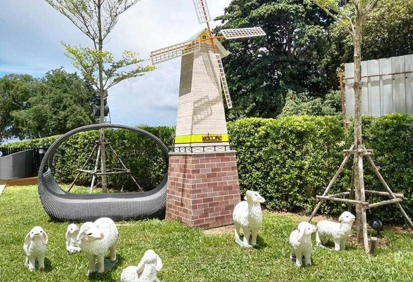 Sonrisa Srirachaที่พักติดทะเล