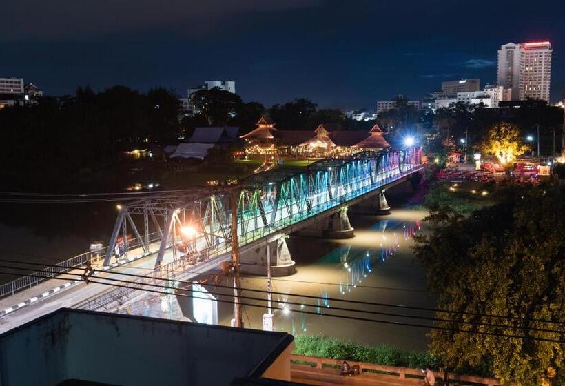 تختخواب و صبحانه Riverside House