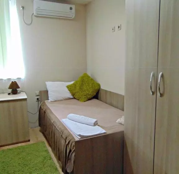 Garni Hotel Tri O