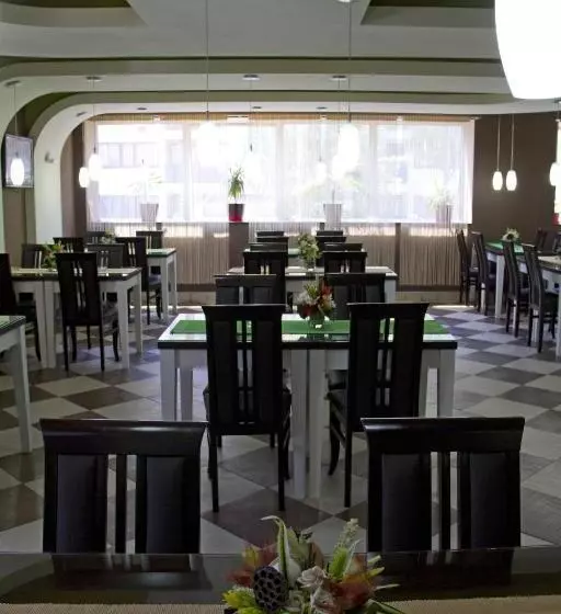 Garni Hotel Tri O