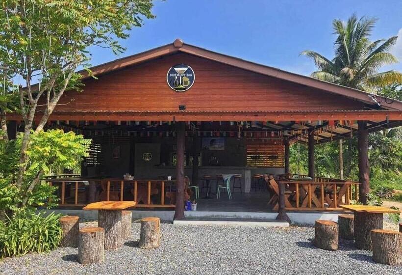 Hongte Khaolak Resort