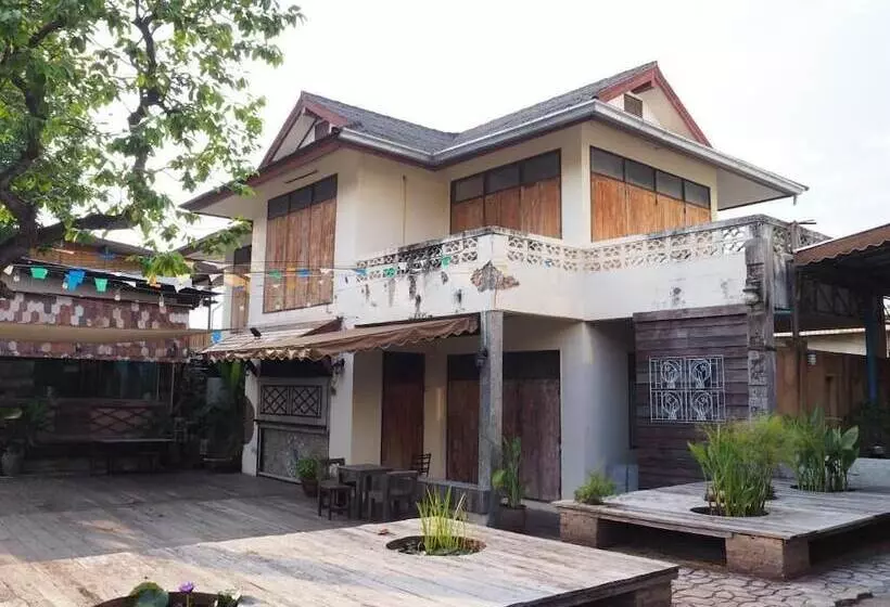 هتل Cactus Resort &