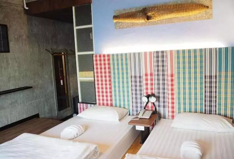 هتل Cactus Resort &