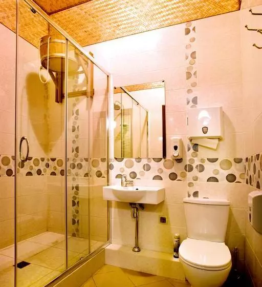هتل Red House