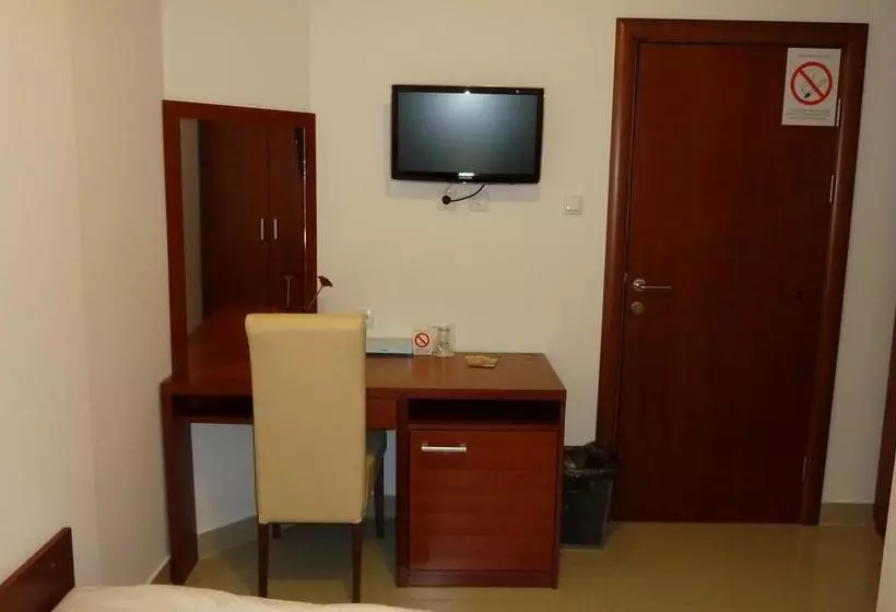 اقامتگاه Guesthouse Villa Inn