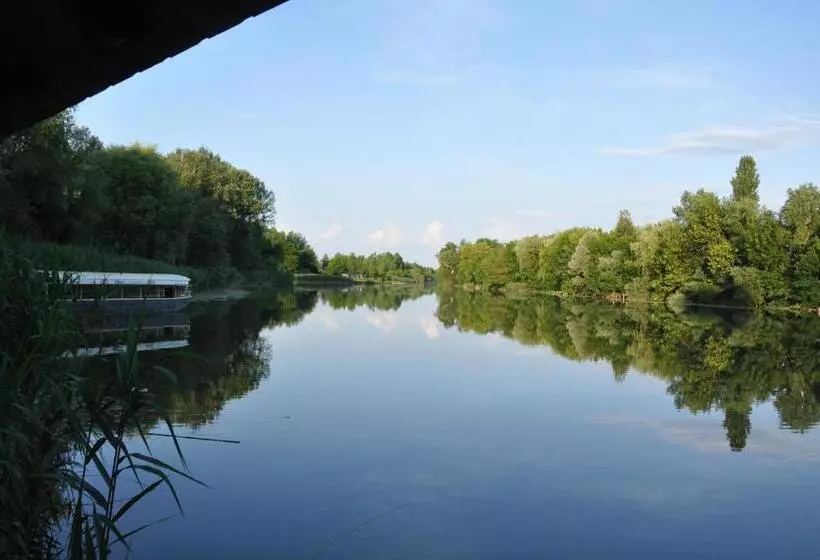 استراحتگاه Chalets & Rooms čarda šebešfok