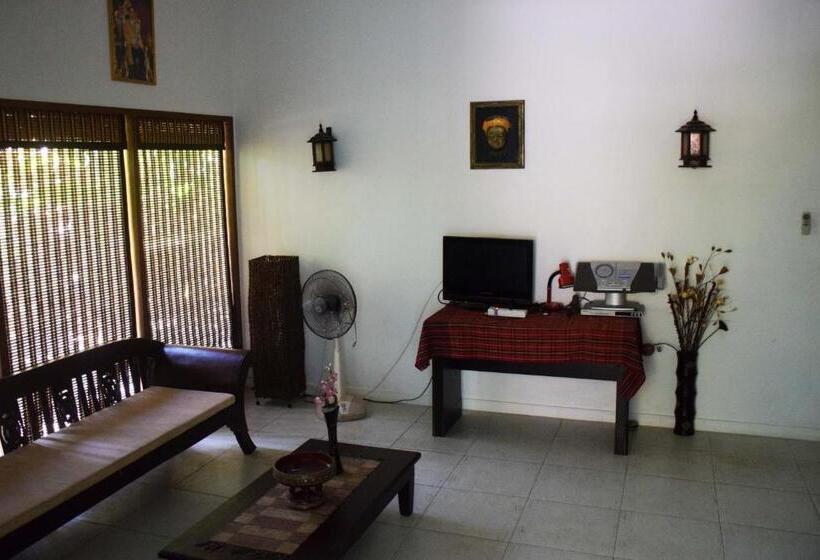 منتجع Sanuk Bungalows