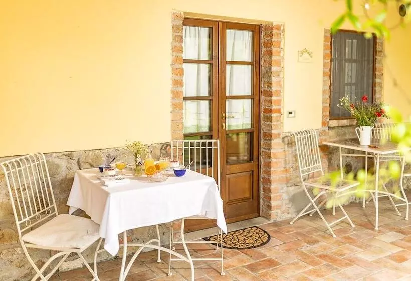 تختخواب و صبحانه Agriturismo La Pievuccia