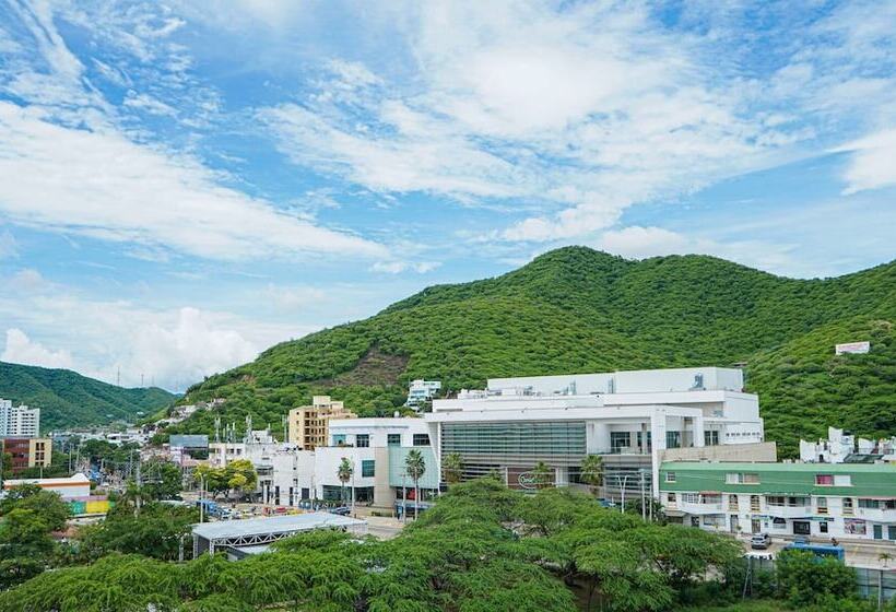 호텔 Karaya Dive Resort