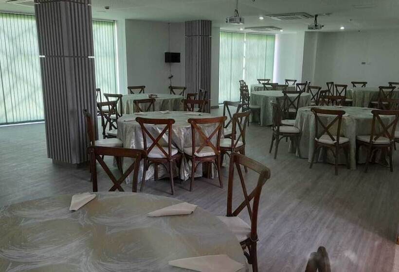 호텔 Karaya Dive Resort